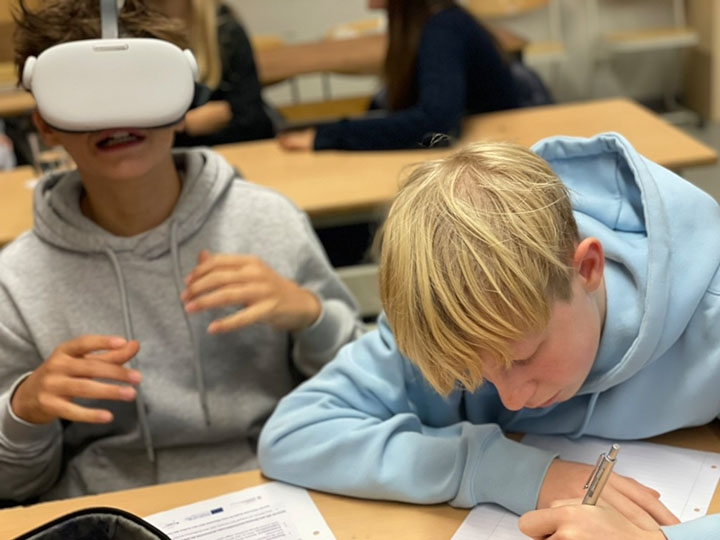vr reli