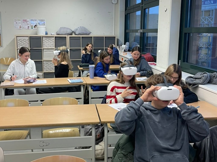 vr reli